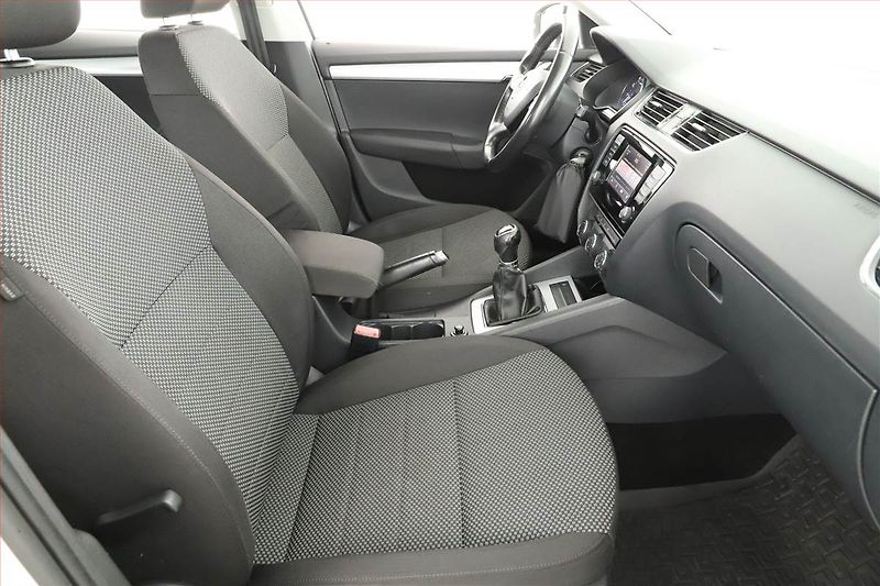 Škoda Octavia (2013) 1.2 TSI, Serv.kniha, Tempomat - fotka 7 z 15