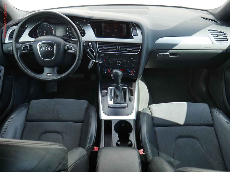 Audi A4 (2008) 3.2 FSi Quattro, ČR, S-line - fotka 8 z 20
