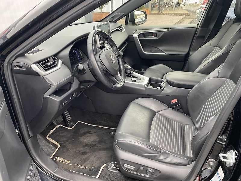 Toyota RAV4 2.5HSD, ČR-1, Black Ed., 4x4 - fotka 11 z 35