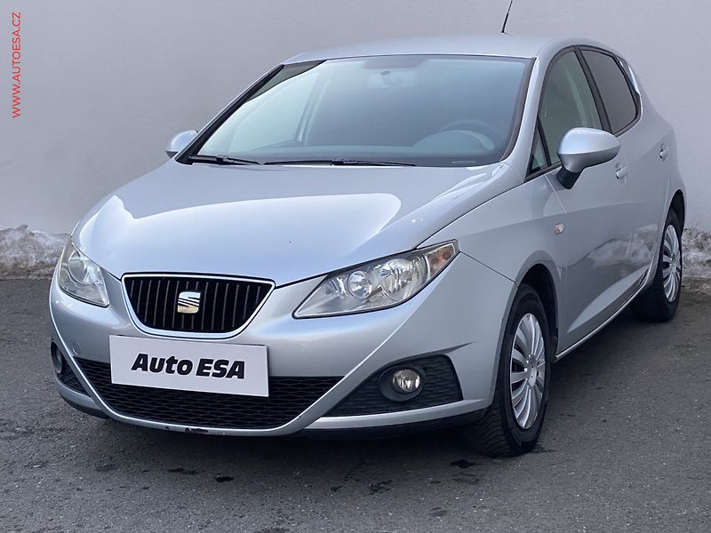 Seat Ibiza (2010) 1.6 TDi, AC, STK12/27 - fotka 3 z 16