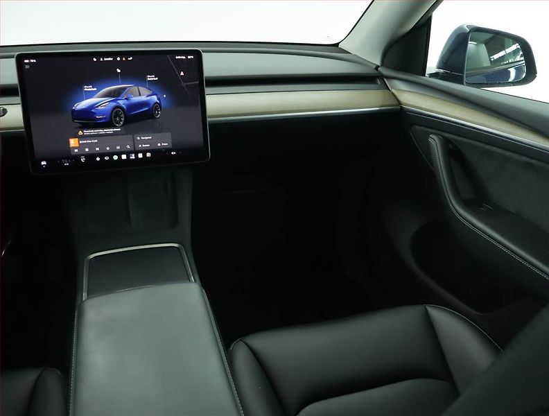 Tesla Model Y (2023) Long Range AWD 79kWh, SoH 91% - fotka 8 z 22