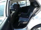 Volkswagen Golf 1,9 TDi 74kW EDITION - náhled 14