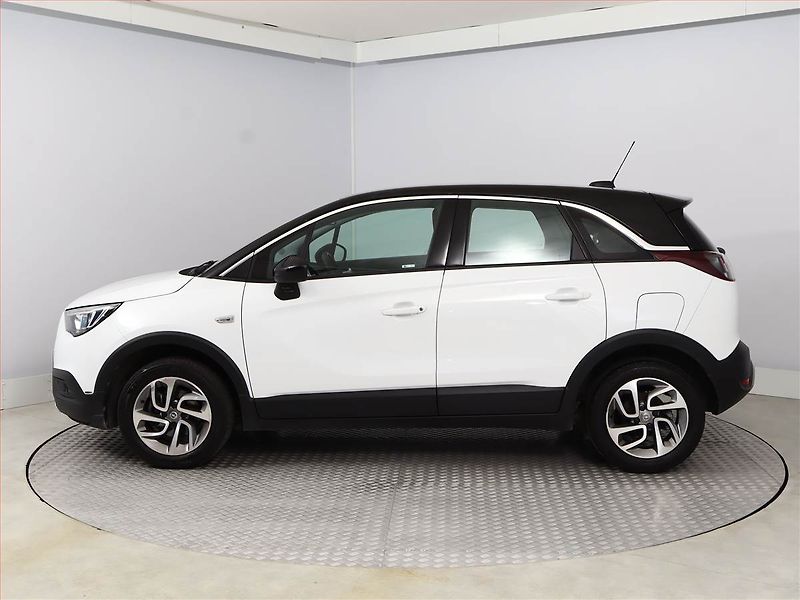 Opel Crossland X (2017) Innovation 1.2 Turbo - fotka 3 z 15