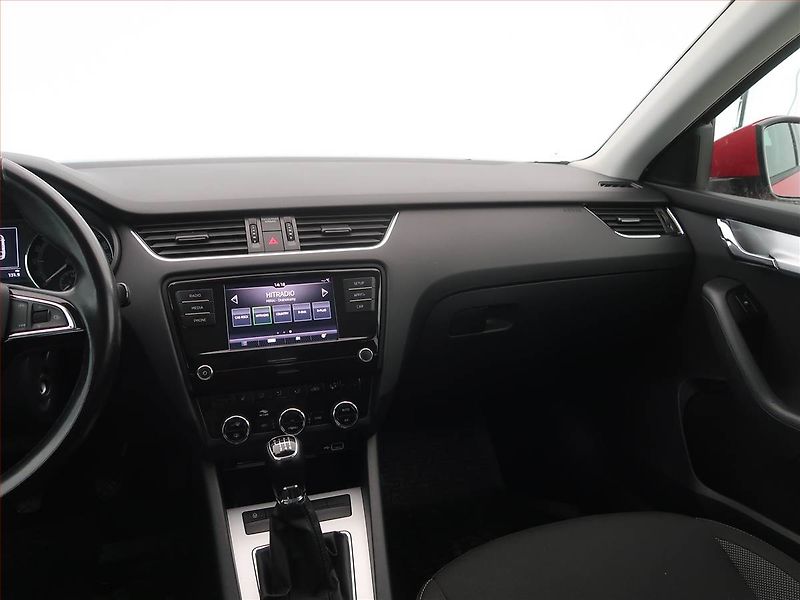 Škoda Octavia (2018) 1.5 TSI, Serv.kniha, Tempomat - fotka 8 z 17