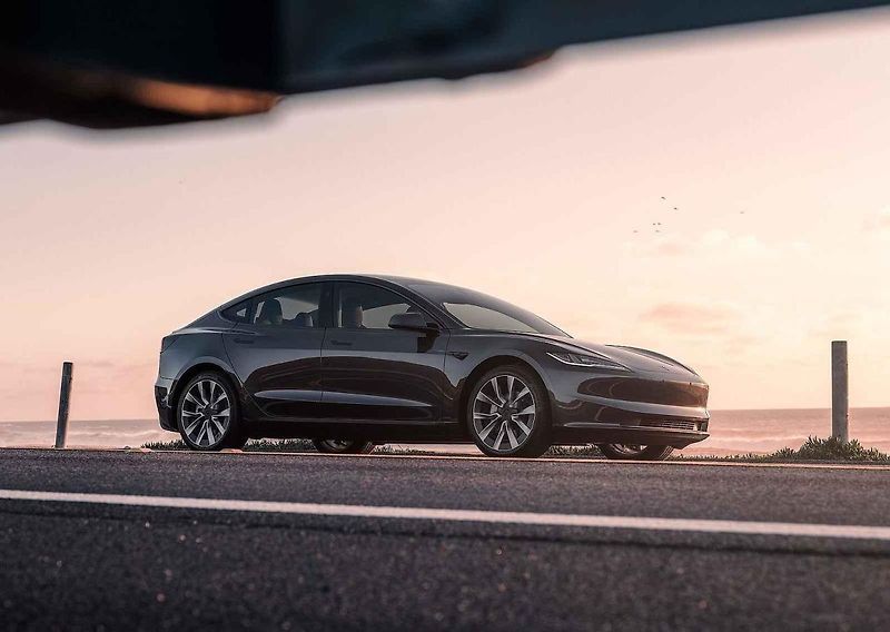 Také Tesla musí reagovat na kroky konkurence