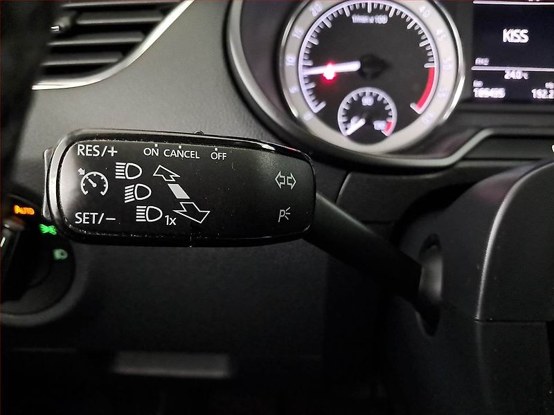 Škoda Octavia (2017) 1.6 TDI, Automat, Navi - fotka 21 z 23