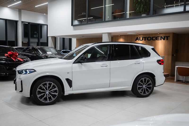 BMW X5 (2025) M30xD 210KW NEZÁVISLÉ MASÁŽ TZ - fotka 7 z 54