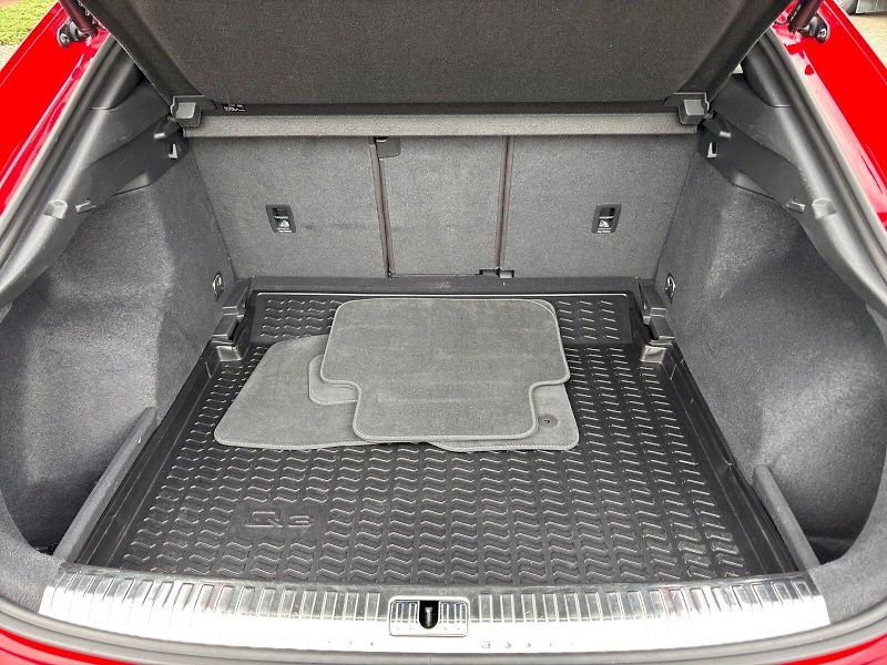 Audi Q3 (2021) Sportback S LINE 45 TFSI 180 K - fotka 18 z 28