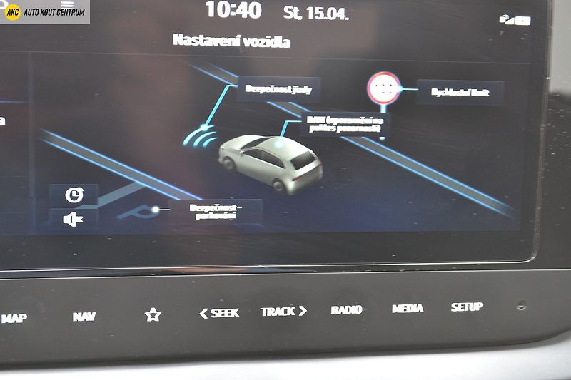Hyundai i20 1.0 TGDI 7DCT WAVE, WINTER PAK - fotka 26 z 43