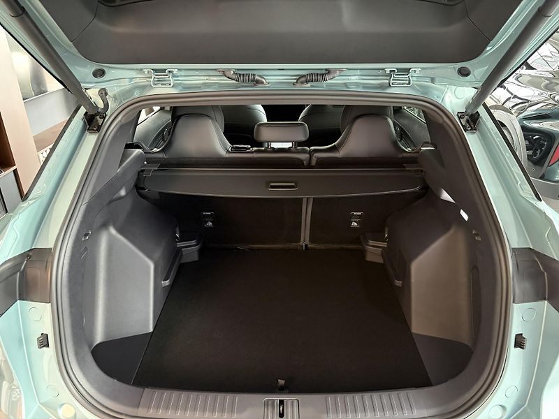 Omoda 7 (2026) OMODA 7 ICE 4x4 PREMIUM - fotka 12 z 19