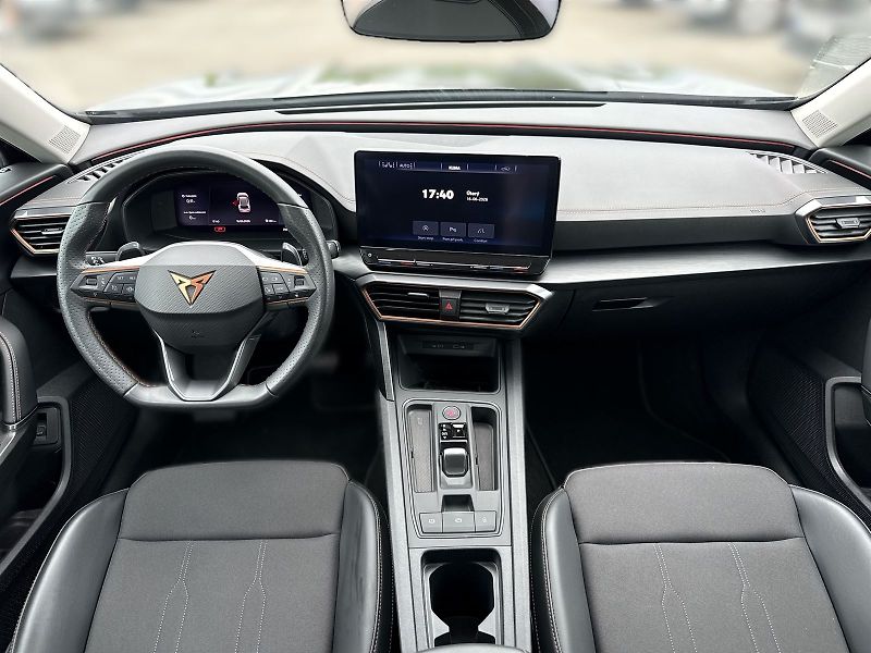 Cupra Formentor (2024) 1.5 TSI DSG - fotka 5 z 33