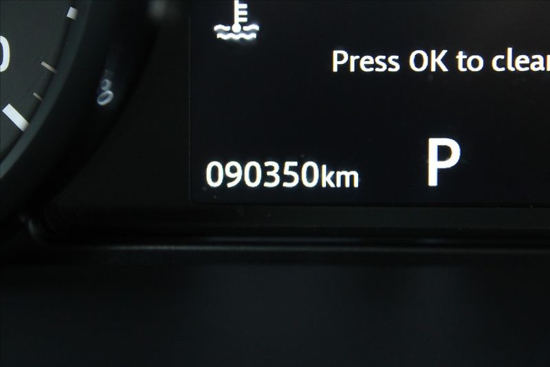 Land Rover Range Rover Evoque 2,0 SD4  ČR,1.MAJ,4x4,AUTOMAT - fotka 9 z 40