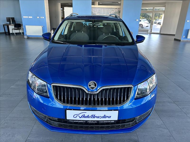 Škoda Octavia 1,8   TSI 132kW,STYLE,2.MAJITE - fotka 2 z 24