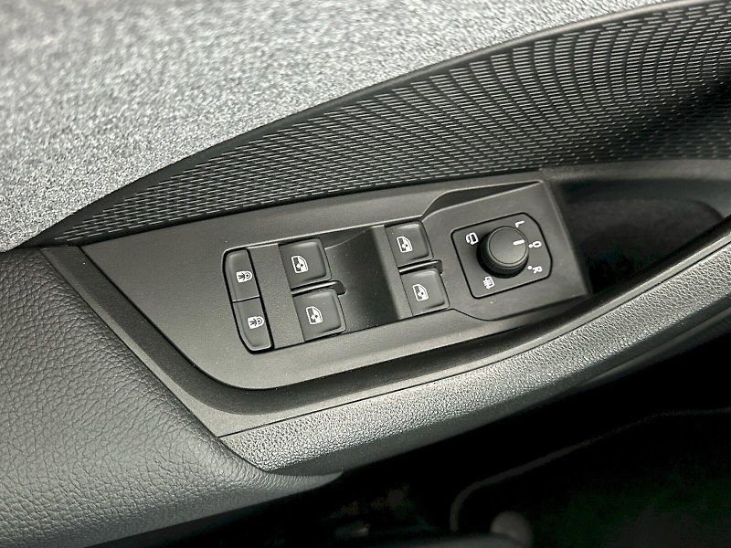 Škoda Octavia (2025) Combi 1.5TSI 110kW Top Selecti - fotka 27 z 34
