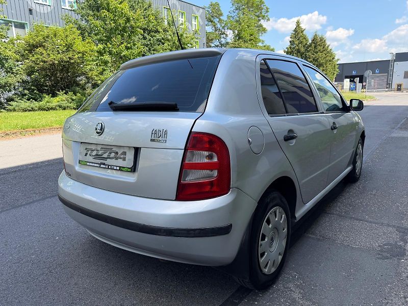 Škoda Fabia 1,2 HTP - fotka 5 z 22