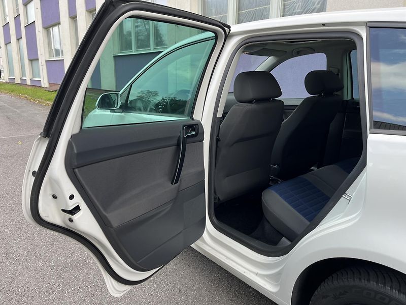 Volkswagen Polo 1,2 12V Trend / servis.kn. - fotka 12 z 33