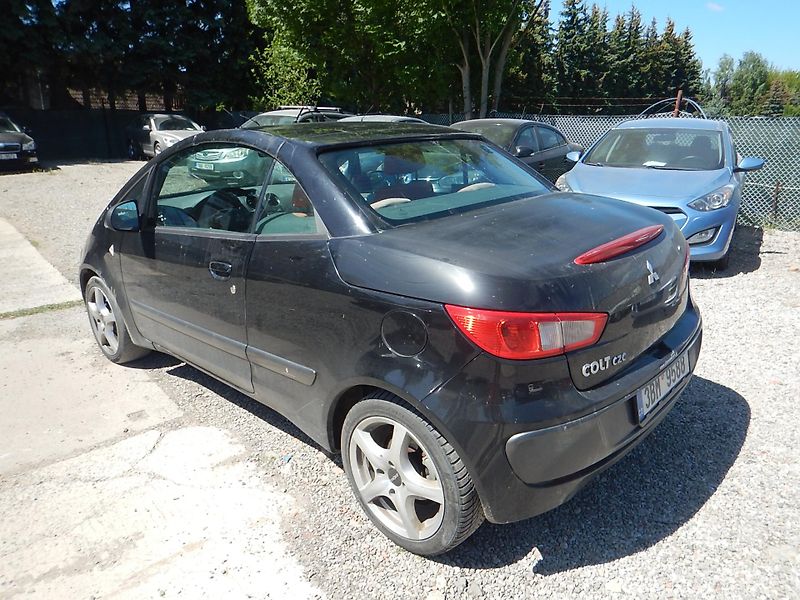 Mitsubishi Colt 1.5 i 80kw střecha nejde - fotka 8 z 14