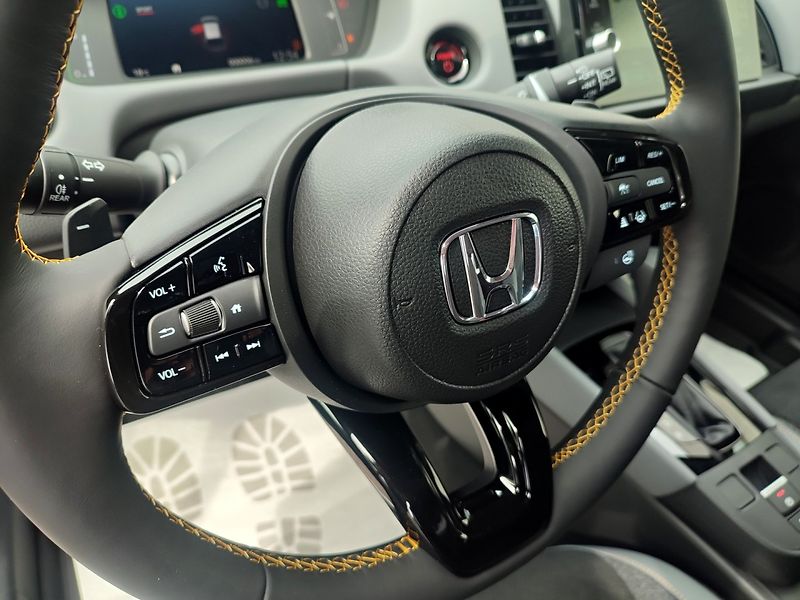Honda Jazz (2026) SPORT + 1.5eHEV 122k AKCE !!! - fotka 12 z 35