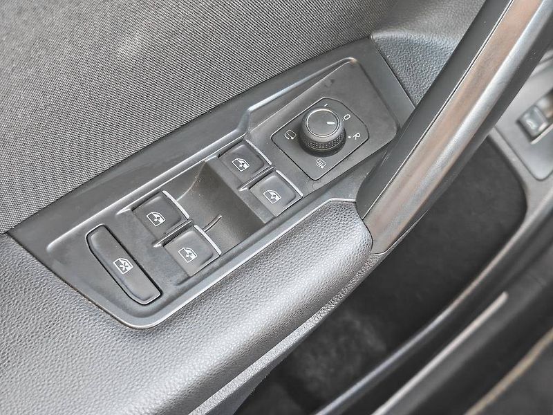 Volkswagen Tiguan Elegance 7DSG 1,5TSi - fotka 20 z 23