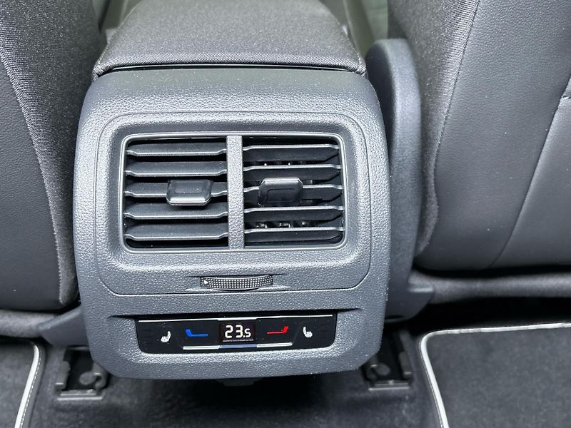 Volkswagen Touran (2025) MPV - fotka 22 z 29
