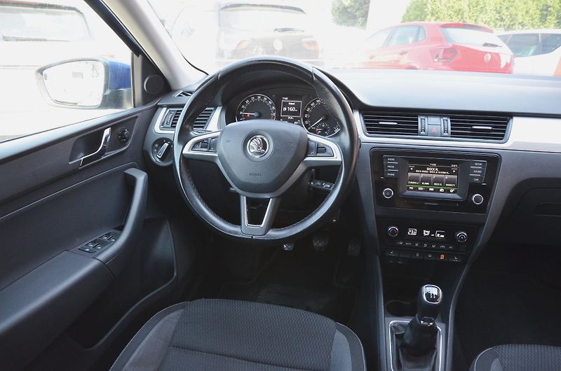 Škoda Rapid (2015) 1.4 TDi 66kW AMB / AUT. KLIMA - fotka 16 z 29