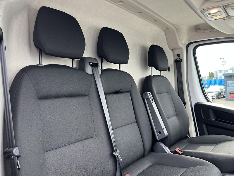 Toyota Proace Max 2.2D L2H2 Active ČR 1.MAJ DPH - fotka 22 z 35