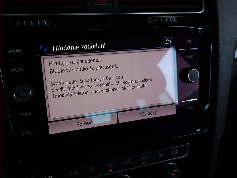 Volkswagen Golf (2017) 2.0 TDI, Automat, Kůže - fotka 19 z 21