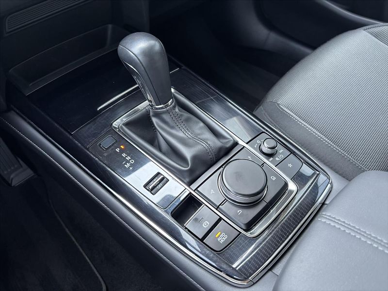 Mazda CX-30 2,0 i 137kW AT GT Plus CARPLAY - fotka 33 z 48