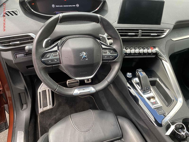 Peugeot 3008 (2017) 1.2 PT, GT Line, AT, LED - fotka 12 z 17