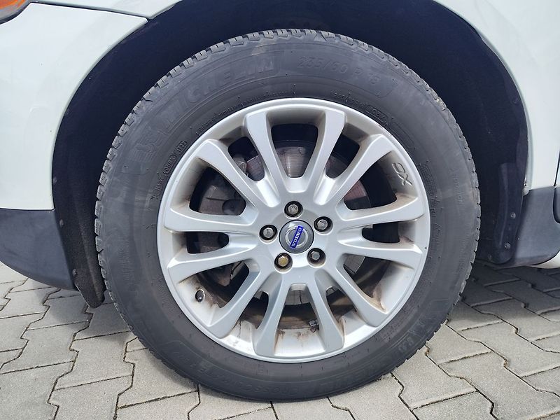 Volvo XC60 D5 2.4/136kW Summum AUT. - fotka 28 z 28