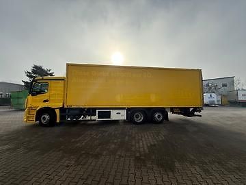Mercedes-Benz (2019) 2540 6x2 chlaďák EURO 6 - fotka 4 z 18
