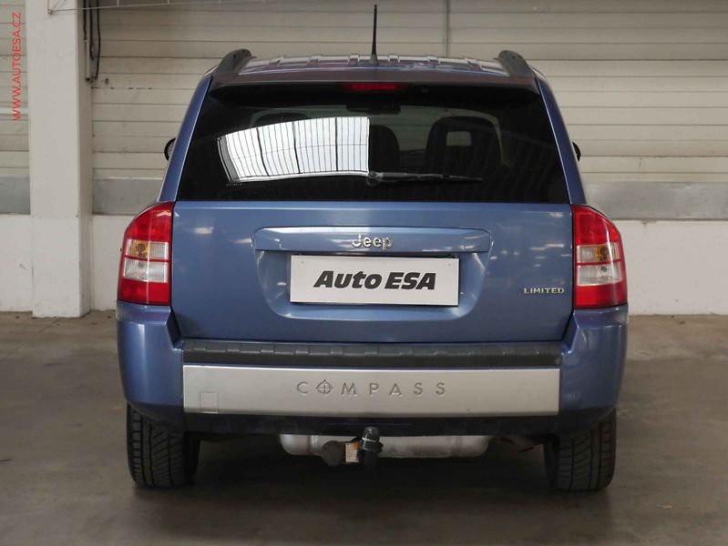 Jeep Compass (2007) 2.4i 4x4, AC, TZ - fotka 5 z 16