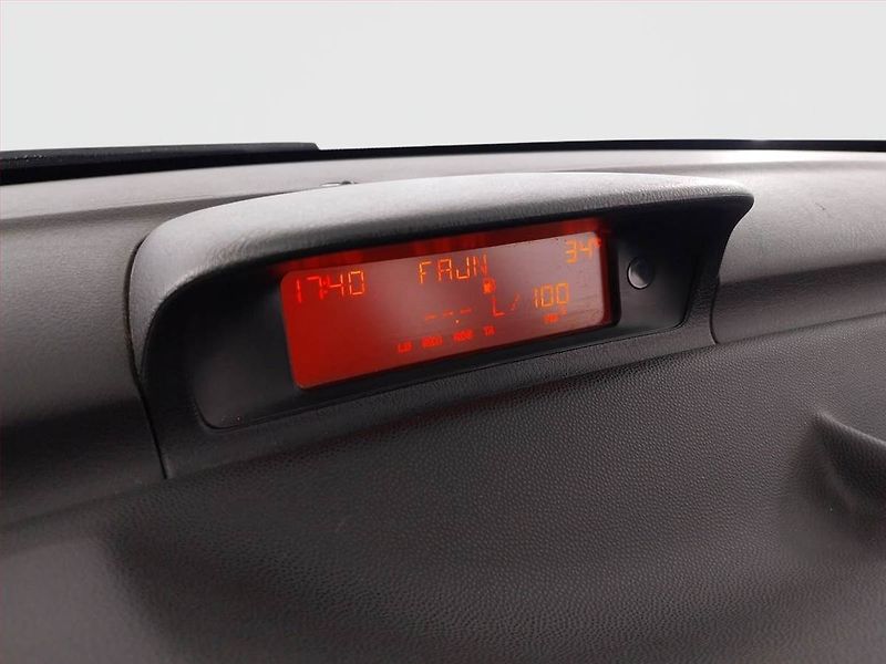 Peugeot 307 (2005) 1.4 16V, po STK, Tažné, Klima - fotka 16 z 17