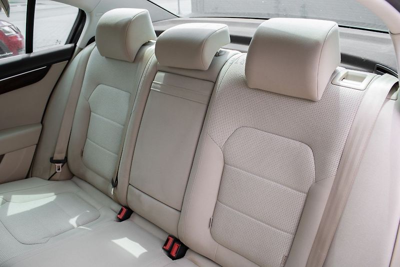 Volkswagen Passat - fotka 25 z 27