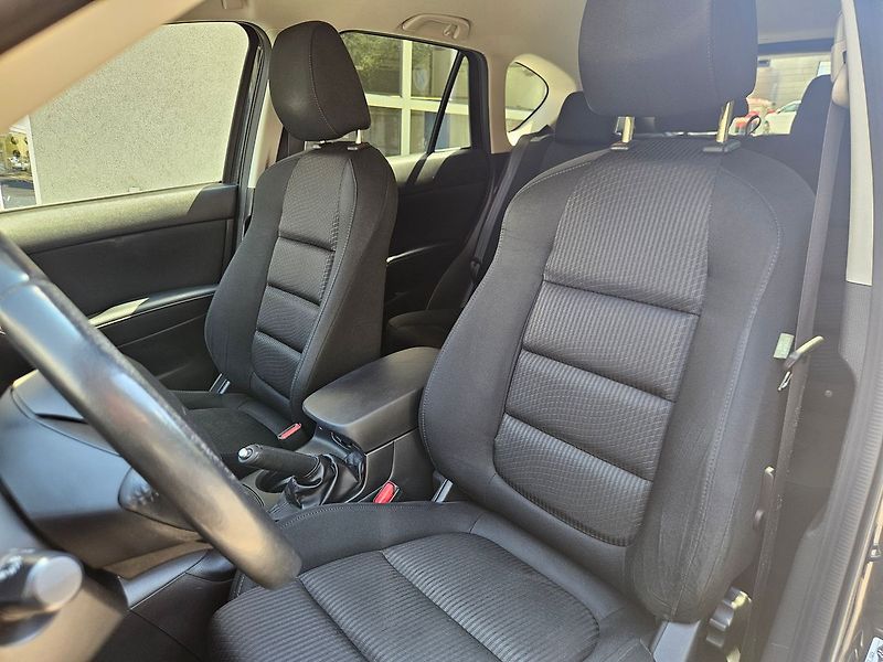 Mazda CX-5 2.2l Skyactiv-D 110kW - fotka 11 z 31