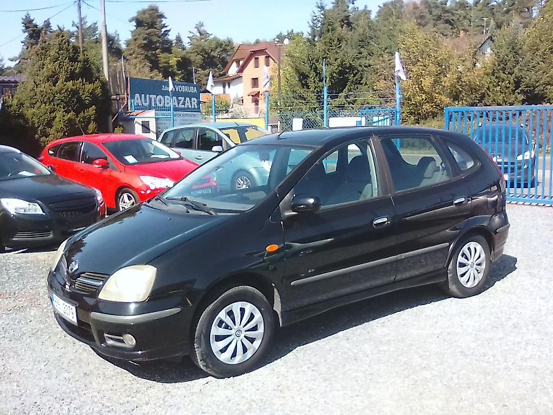 Nissan Almera Tino (2005) 1.8i 16V, kola navíc, závěs - fotka 2 z 32