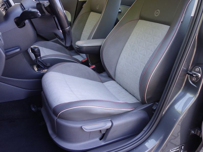Volkswagen Polo (2010) 1.6TDI 66kW DSG BEATS -DPH - fotka 25 z 41
