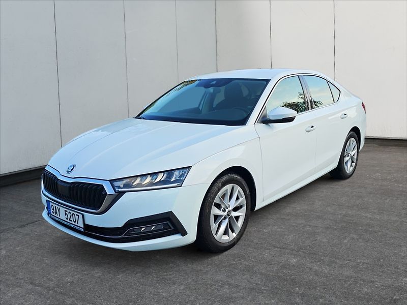 Škoda Octavia 1,5 TSI 110 Style - fotka 2 z 11