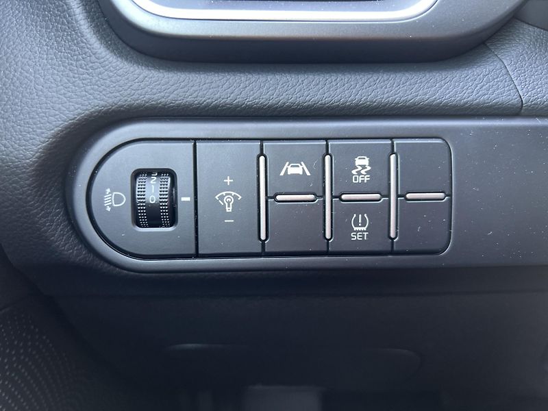 Kia Ceed SW (2026) SPIN 1.5T-GDi GPF 7DCT odp.DPH - fotka 13 z 46