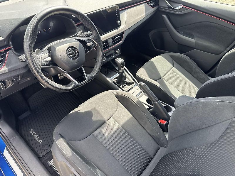 Škoda Scala (2024) 1.0 TSI 85 kW DSG Selection - fotka 6 z 31