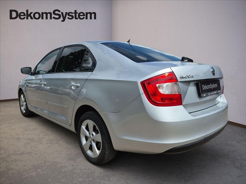 Škoda Rapid 1,6 TDi - fotka 4 z 14