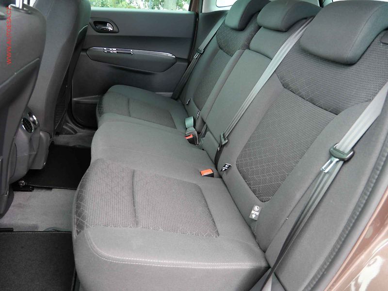 Peugeot 3008 (2015) 1.6HDi, AT, TZ, navi - fotka 10 z 22