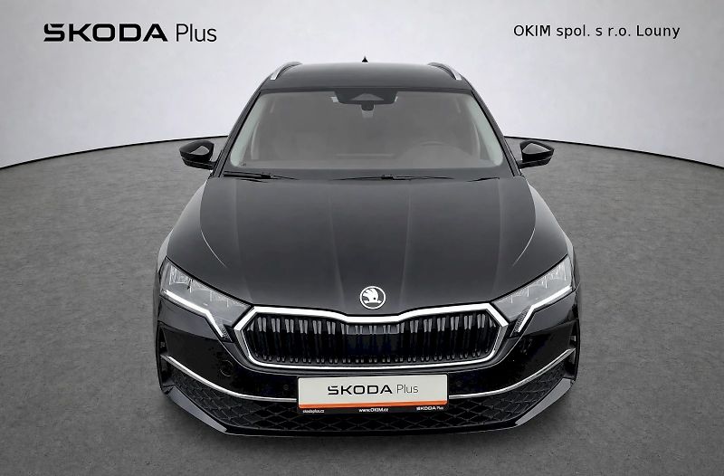 Škoda Octavia (2025) Combi Top Selection 1,5 Tsi 11 - fotka 4 z 40