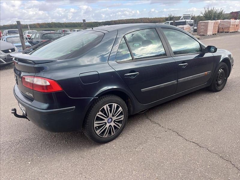 Renault Laguna 1,9 dCi TAŽNÉ SERVIS STK 3/28 - fotka 5 z 33