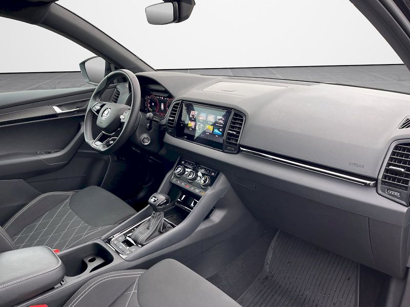 Škoda Karoq (2024) 2.0 TDI 110kW SportLine Exclus - fotka 23 z 35