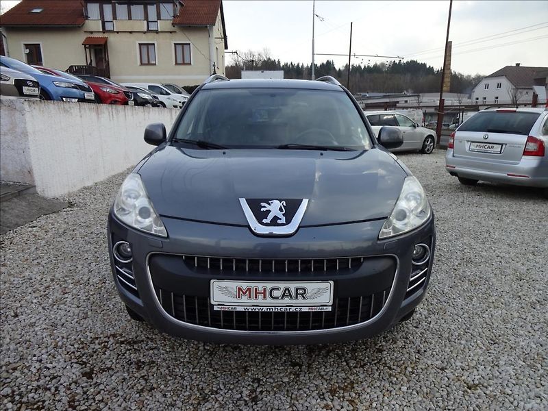 Peugeot 4007 2,2 HDI 115kW 4x4 - fotka 2 z 53