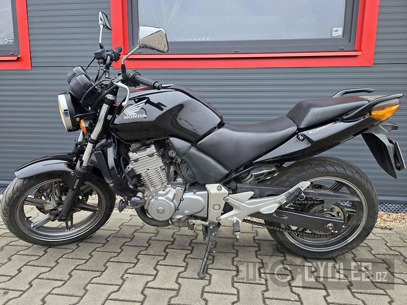 Honda CBF 500 (2007) ABS - fotka 5 z 11