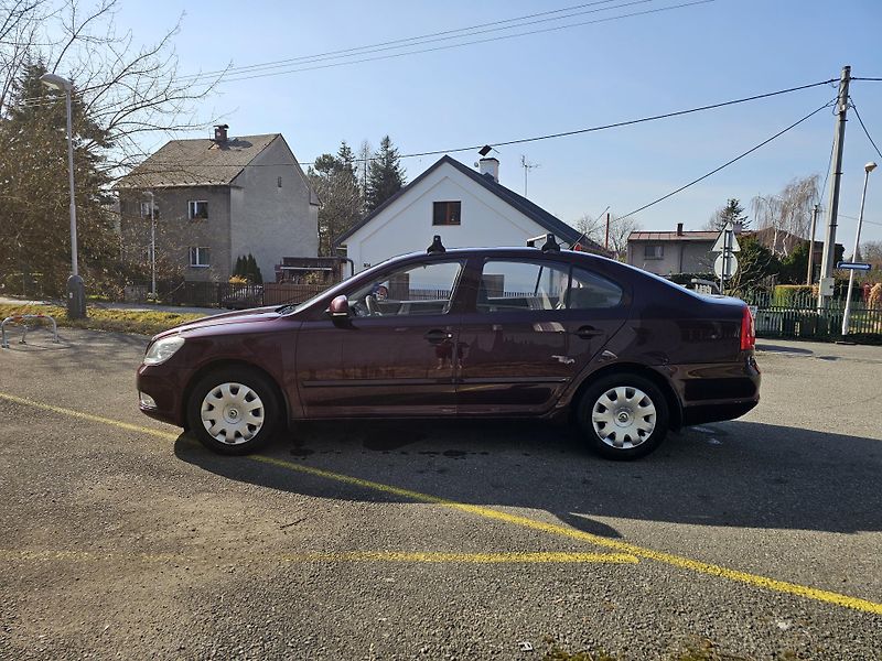 Škoda Octavia (2011) 2 FL, 1.2 TSI  - fotka 2 z 18