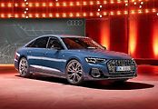Standardní Audi A8 po faceliftu