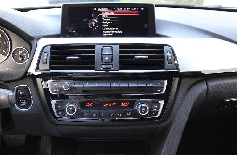 BMW Řada 4 420d xDrive - fotka 5 z 21